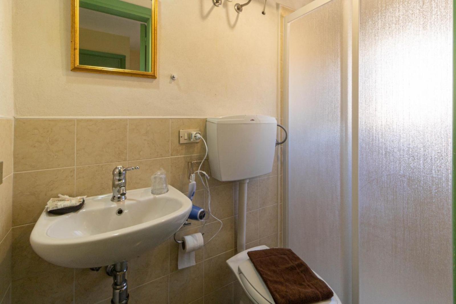 Casa "A Chiazzetta" Hotel Castelbuono  Eksteriør billede
